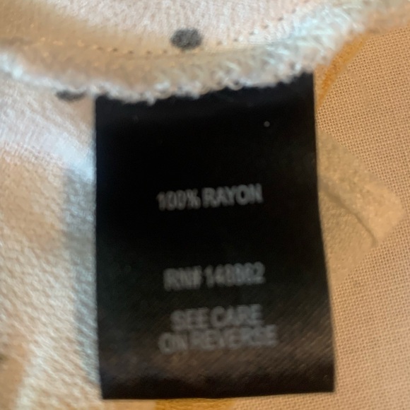 Torrid Plus Size Lemon Print Shirttail Kimono or Overpiece-Size 3/4X - Picture 10 of 11